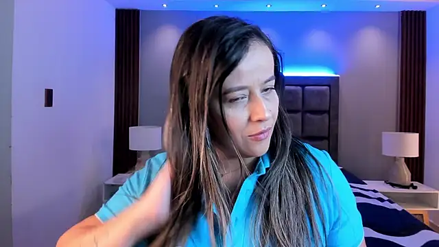 Susann Ross online show from 10/03/25, 10:56