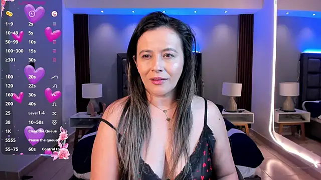 Susann Ross online show from 10/22/25, 10:48