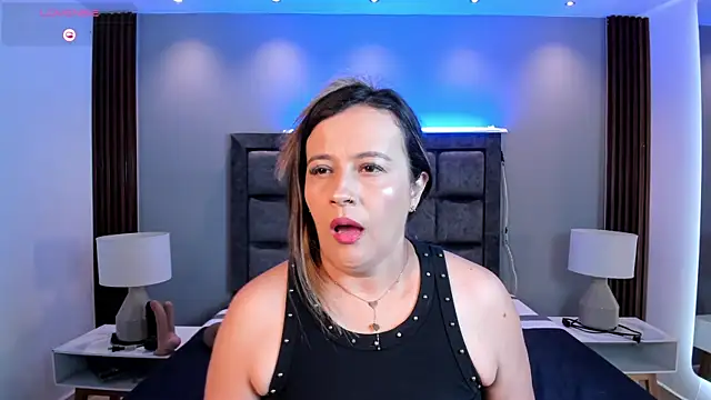 Susann Ross online show from 07/17/26, 11:06