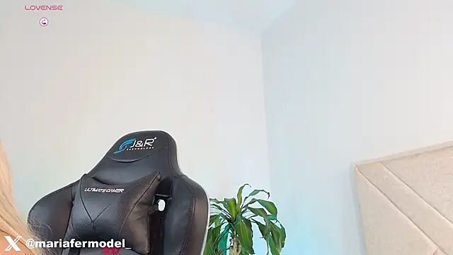 Mariafer05 online show from 07/18/26, 04:22