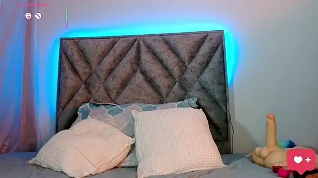 zoewilliams2 online show from 06/02/26, 02:46