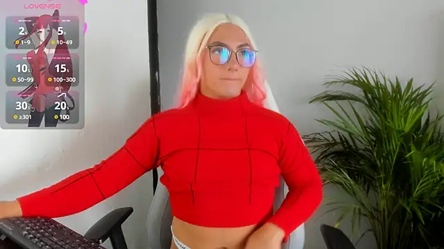 Snapshot of -Sofii_ chatting on 12/20/24, 01:11 -Sofii online show from 12/20/24, 01:11