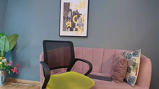 Snapshot of Mark_Evans1_ chatting on 12/21/24, 05:51 Mark Evans1 online show from 12/21/24, 05:51