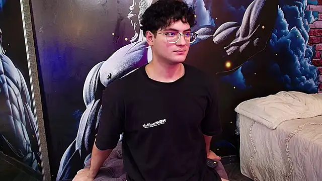 Snapshot of Mark_Evans1_ chatting on 03/08/25, 07:42 Mark Evans1 online show from 03/08/25, 07:42