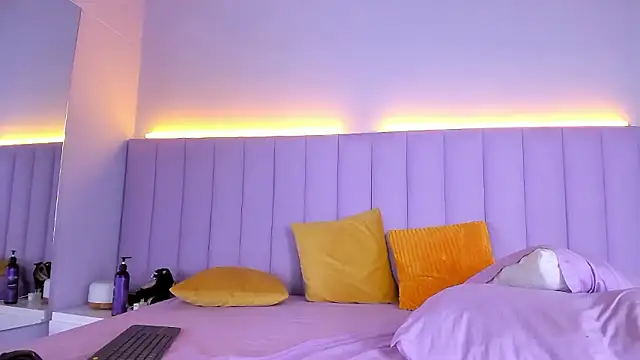 Snapshot of cute_nahiabe chatting on 12/03/24, 06:26 cute nahiabe online show from 12/03/24, 06:26