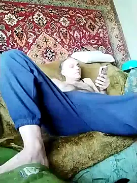 Pineapple04 online show from 01/04/25, 12:27