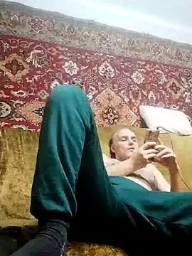 Pineapple04 online show from 01/07/25, 02:19