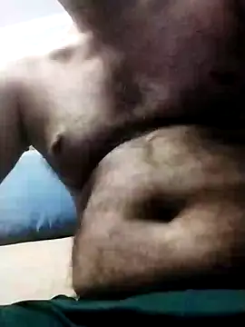 Pineapple04 online show from 01/13/25, 06:38