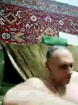Pineapple04 online show from 01/14/25, 08:31