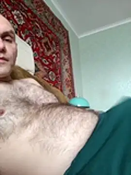 Pineapple04 online show from 12/15/25, 10:08