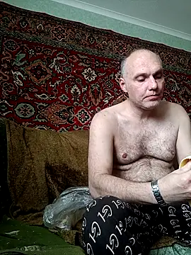 Pineapple04 online show from 05/16/26, 10:36