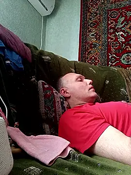 Pineapple04 online show from 05/18/26, 04:07