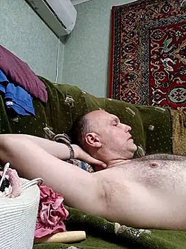 Pineapple04 online show from 05/19/26, 06:36