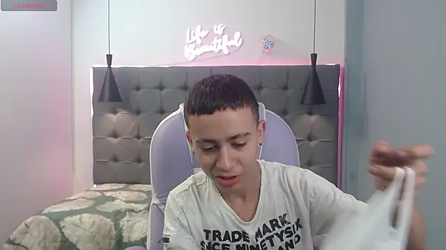 Xavii18 online show from 03/11/25, 01:01