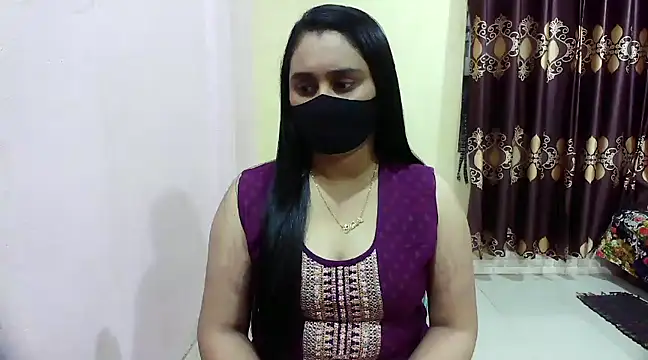 LovelyRose69 online show from 01/01/25, 08:37