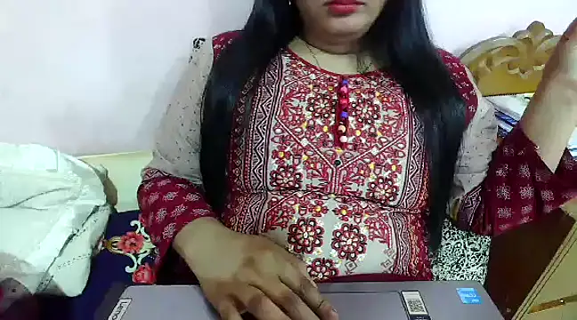 LovelyRose69 online show from 01/05/25, 07:39