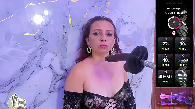 Snapshot of Issys_milf chatting on 11/09/25, 04:11 Issys milf online show from 11/09/25, 04:11