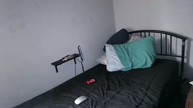 Snapshot of Boogieflex1 chatting on 11/26/25, 05:58 Boogieflex1 online show from 11/26/25, 05:58