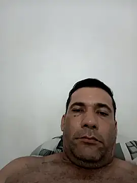 Snapshot of cuebo76 chatting on 09/21/25, 05:09 cuebo76 online show from 09/21/25, 05:09