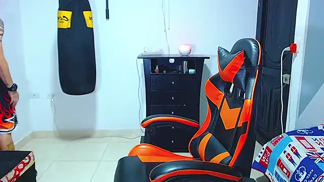 ADAM HOT online show from 06/20/26, 12:03