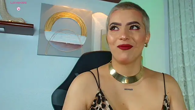 Camila Chainn online show from 09/13/25, 06:02