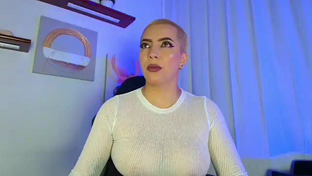 Camila Chainn online show from 10/02/25, 04:03