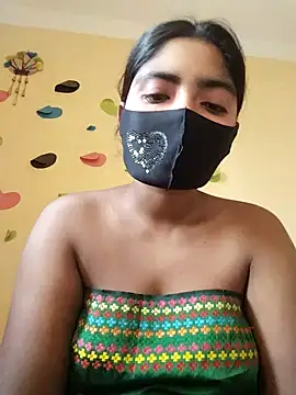 Lina-Rose online show from 03/12/25, 10:48