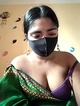 Lina-Rose online show from 09/18/25, 02:13