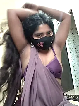 Snapshot of Lina-Rose chatting on 09/25/25, 12:47 Lina-Rose online show from 09/25/25, 12:47