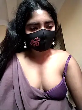 Snapshot of Lina-Rose chatting on 09/26/25, 01:20 Lina-Rose online show from 09/26/25, 01:20