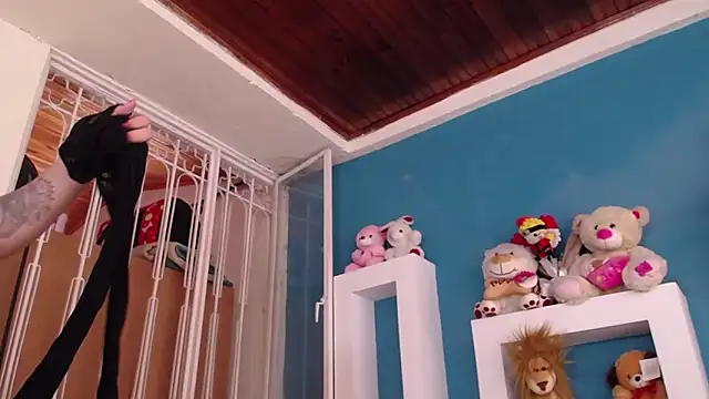 Cuty sexy hot online show from 12/14/25, 11:37