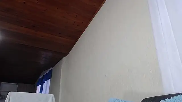 Snapshot of Cuty_sexy_hot chatting on 01/14/26, 11:38 Cuty sexy hot online show from 01/14/26, 11:38