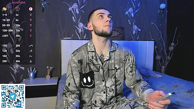 Snapshot of sexykolya chatting on 12/06/24, 07:56 sexykolya online show from 12/06/24, 07:56