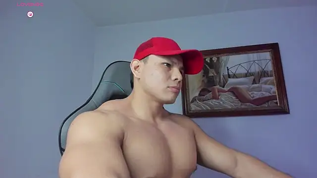 Snapshot of RoyConstance chatting on 03/21/26, 03:22 RoyConstance online show from 03/21/26, 03:22