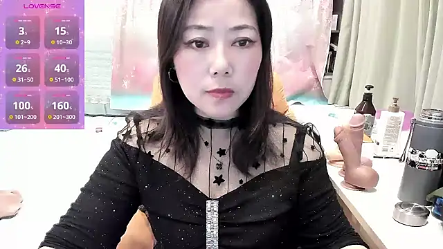 Crystal Wings online show from 01/19/25, 01:22