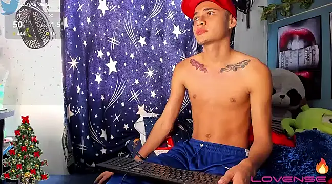 soyander03  online show from 12/13/24, 02:27