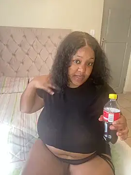 Missmoox24 online show from 10/16/25, 12:39