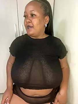 Missmoox24 online show from 10/21/25, 10:38