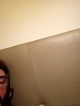 Snapshot of pana1978loco chatting on 10/03/25, 05:26 pana1978loco online show from 10/03/25, 05:26