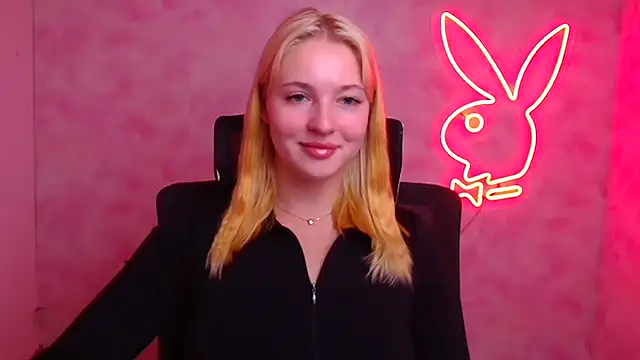 Milka kiss  online show from 09/25/25, 11:25