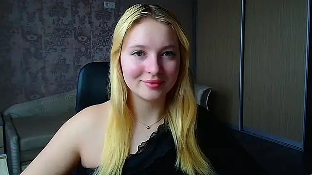 Milka kiss  online show from 05/15/26, 09:27