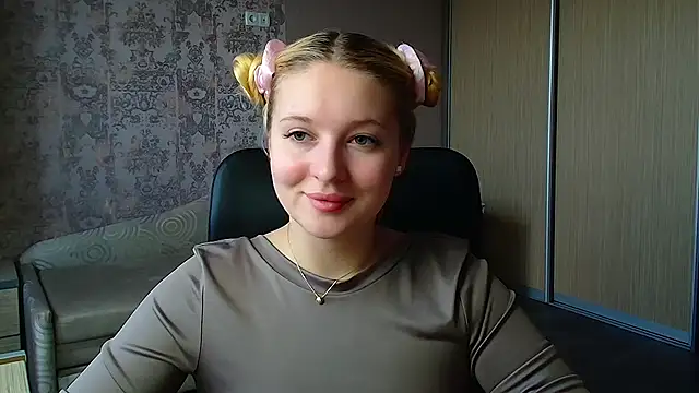 Milka kiss  online show from 05/16/26, 11:42