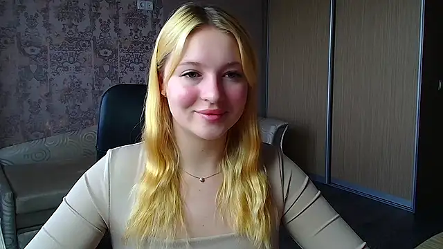 Milka kiss  online show from 05/18/26, 06:19