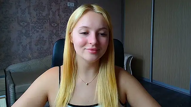Milka kiss  online show from 06/03/26, 12:08