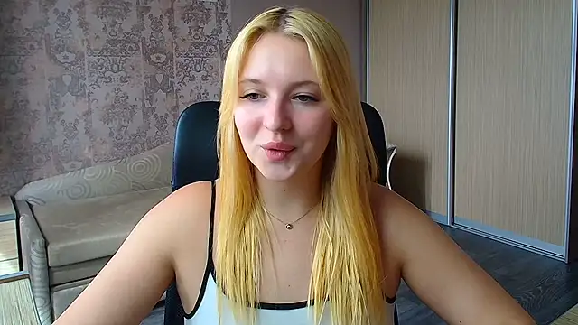 Milka kiss  online show from 06/18/26, 12:09