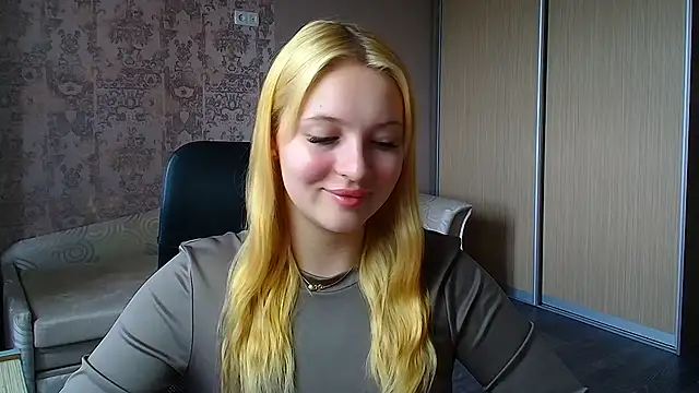 Milka kiss  online show from 06/19/26, 09:57
