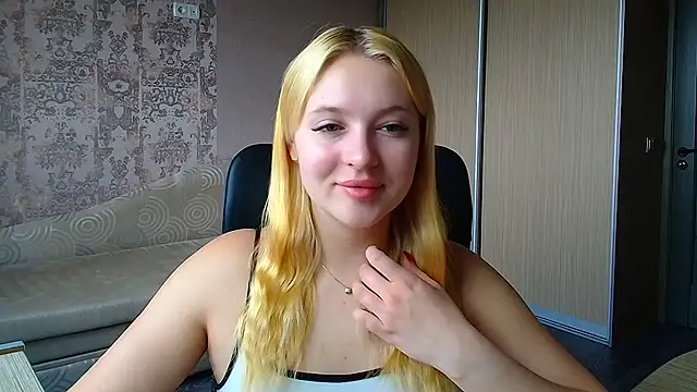 Milka kiss  online show from 06/22/26, 10:23