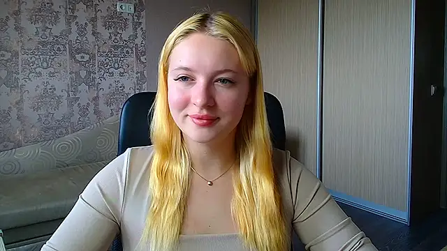Milka kiss  online show from 06/25/26, 10:53