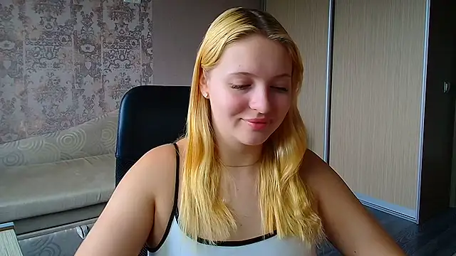 Milka kiss  online show from 07/11/26, 10:51