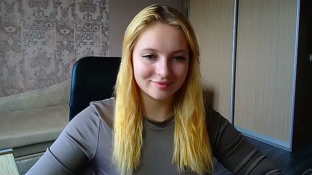 Milka kiss  online show from 07/14/26, 10:43